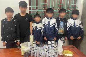 Nghệ An: Công an xã Đông Thành tiếp nhận thuốc pháo do thanh thiếu niên tự giác giao nộp