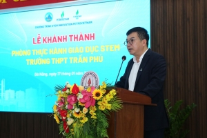 “Các em sẽ trở thành đồng nghiệp, cùng làm việc với những kỹ sư, nhà khoa học của BSR”