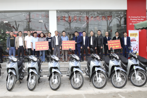 Lào Cai hỗ trợ 120 xe máy cho các xã phục vụ công tác tại cơ sở