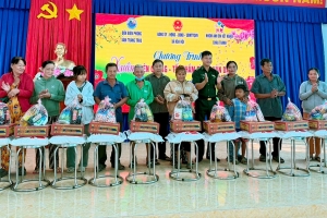 “Xuân biên cương - Tết thắm tình quân dân” năm 2026 tại Hòa Hội