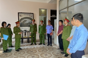 Huế: Quyết tâm xử lý, ngăn chặn tình trạng nhũng nhiễu, gây phiền hà cho người dân, doanh nghiệp