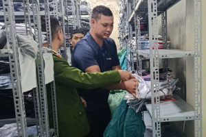 Bắc Ninh: Chuyển hồ sơ sang cơ quan Công an vụ kinh doanh hơn 22.000 sản phẩm giả mạo nhãn hiệu