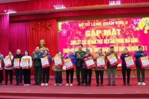 Bộ Tư lệnh Quân khu 3 thăm, chúc Tết và tri ân nhân dân tỉnh Quảng Ninh