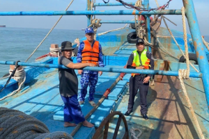 Bắt giữ tàu vận chuyển 60.000 lít dầu D.O không rõ nguồn gốc trên vùng biển Vũng Tàu