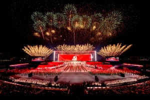 Từ ‘đảo pháo hoa’ 365 ngày, ‘thành phố pháo hoa’ không ngủ đến đại nhạc hội pháo hoa tại Hà Nội và dấu ấn Sun Group