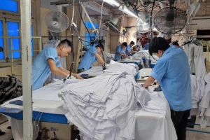 Người lao động ưu tiên "đóng bảo hiểm full lương" vì lo ngại quyền lợi về già bị ảnh hưởng