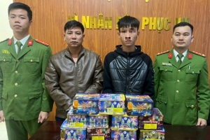 Khởi tố 2 đối tượng liên quan đến hành vi mua bán, tàng trữ pháo nổ