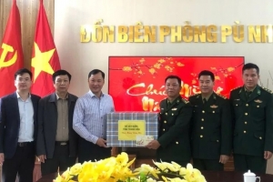 Sở Xây dựng Thanh Hóa thăm, tặng quà cán bộ, chiến sĩ bộ đội biên phòng