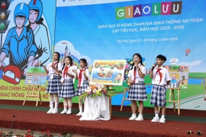 Toyota Việt Nam triển khai chương trình “Toyota cùng em học An toàn giao thông” năm học 2025 - 2026