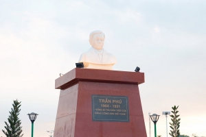 Lâm Đồng: Hàm Thuận Nam long trọng đặt tượng chân dung Tổng Bí thư Trần Phú