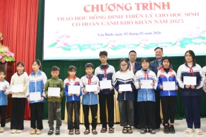 Bắc Ninh: Trao học bổng cho 50 học sinh có hoàn cảnh khó khăn, hiếu học