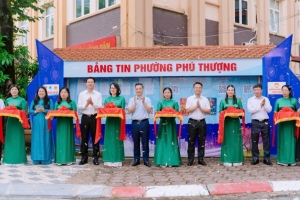 Từ bảng tin đầu ngõ đến không gian số: Tuổi trẻ Phú Thượng cụ thể hóa chuyển đổi số ở cấp phường