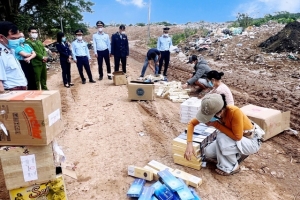 Quảng Trị: Giám sát tiêu hủy hơn 1.700 bao thuốc lá nhập lậu