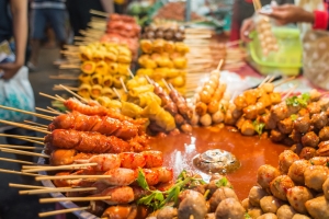 Siết chặt quản lý thức ăn đường phố, phòng ngừa nguy cơ mất an toàn thực phẩm