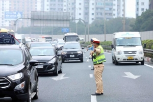 Cảnh sát giao thông ra quân dịp Tết, hơn 48.000 trường hợp vi phạm bị xử lý trong 6 ngày