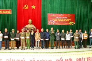 Hà Tĩnh: Trao quà Tết cho nạn nhân chất độc da cam/dioxin