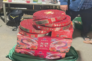 Hải quan Ma Lù Thàng chặn đứng vụ vận chuyển ma túy và pháo hoa nổ trái phép