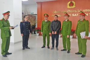 Bắc Ninh: Khởi tố, bắt tạm giam chủ cơ sở trộn hóa chất cấm sử dụng để chế biến riềng xay tươi