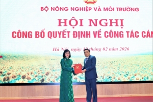 GS. TS Huỳnh Thị Lan Hương làm Quyền Hiệu trưởng Trường Đại học Tài nguyên và Môi trường Hà Nội