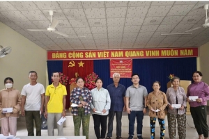 Đồng Tháp huy động hơn 32 tỷ đồng chăm lo Tết, trao trên 81.300 suất quà đến người dân khó khăn