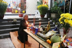 Giao thừa 2026: Văn khấn “tống cựu, nghinh tân” chuẩn theo tục thờ cúng người Việt