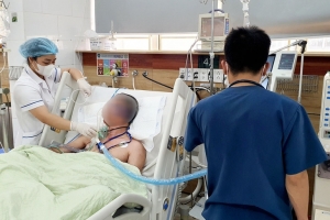 Dấu hiệu nhận biết nguy cơ bị ngộ độc thực phẩm, rượu giả