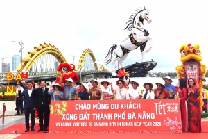 Đà Nẵng đón khách quốc tế “xông đất”, kỳ vọng bứt tốc du lịch 2026