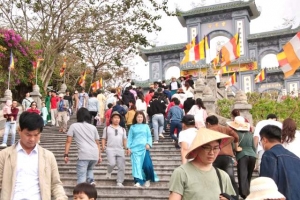 Xuân về trên thành phố biển Đà Nẵng
