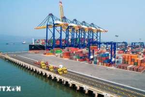 Xuất khẩu 2026: Áp lực từ "gió ngược" toàn cầu và lời giải tăng cường nội lực