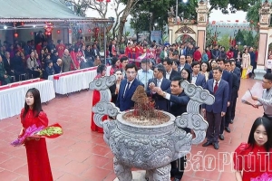 Phú Thọ tổ chức lễ hội “Cướp bông, ném chài” tại đền Vân Luông