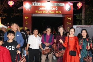 Độc đáo phiên chợ âm dương "mua may, bán rủi" huyền bí ở Bắc Ninh
