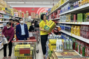 Hà Nội: Các siêu thị đồng loạt mở cửa hoạt động trong ngày mùng 5 Tết