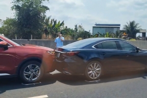 Tai nạn liên hoàn trên cao tốc Phan Thiết - Dầu Giây gây ùn tắc cục bộ