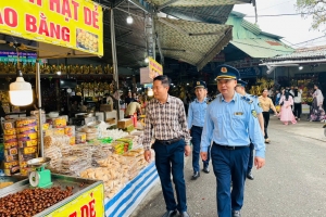 Hà Tĩnh: Siết chặt quản lý thị trường tại các điểm du lịch tâm linh dịp đầu năm