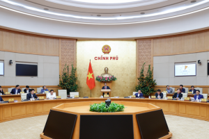 Thủ tướng: Xây dựng luật phải phân cấp, phân quyền tối đa và cắt giảm mọi thủ tục rườm rà