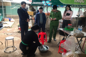 Phú Thọ: Đội Quản lý thị trường số 14 xử phạt hàng loạt vi phạm thương mại dịp Tết Nguyên đán