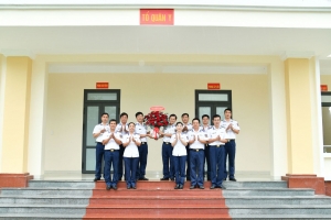 Bộ Tư lệnh Vùng Cảnh sát biển 4 chúc mừng Ngày Thầy thuốc Việt Nam