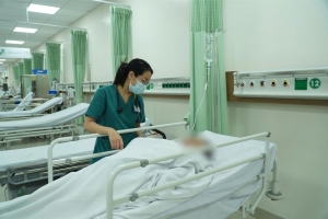 TP. HCM: Nhiều người phải cấp cứu, nghi ngộ độc bánh mì từ cùng một cơ sở