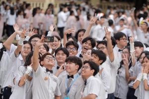 Từ 15/4/2026: Học sinh không còn nhận bằng tốt nghiệp THCS, bằng THPT do hiệu trưởng ký