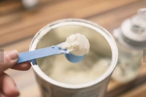 Bộ Y tế: Siết chặt kiểm nghiệm sữa cho trẻ em trước cảnh báo nhiễm độc tố cereulide