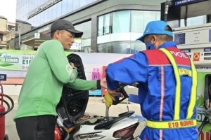 Công an TP. HCM khuyến cáo người dân không nên tích trữ xăng dầu trong nhà vì tiềm ẩn nguy cơ cháy nổ cao