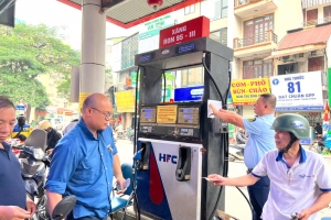 Hà Nội: Hoạt động kinh doanh xăng dầu ổn định, nguồn cung được bảo đảm