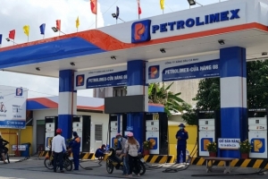 Đề xuất để doanh nghiệp tự công bố giá xăng dầu, bình ổn khi giá tăng từ 20%