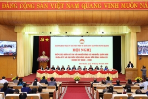 Tuyên Quang: Các ứng cử viên cam kết liên hệ chặt chẽ với cử tri