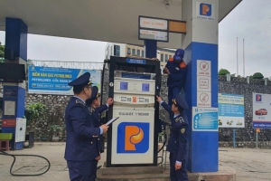Doanh nghiệp sẽ bị phạt tiền lên đến 140 triệu đồng nếu pha chế xăng dầu không đúng nơi quy định