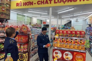 Lào Cai: Đội QLTT số 2 tăng cường đấu tranh chống buôn lậu, gian lận thương mại dịp Tết Bính Ngọ 2026