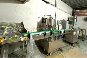 Khởi tố đối tượng pha nước lã với axit công nghiệp để sản xuất 1 triệu lít dấm giả