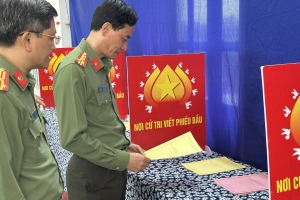 Công an tỉnh Ninh Bình kiểm tra, chỉ đạo công tác bảo đảm an ninh, trật tự phục vụ bầu cử