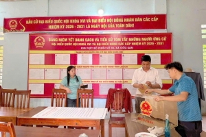 Cốc San (Lào Cai): Rực rỡ cờ hoa, sẵn sàng cho ngày hội lớn của toàn dân