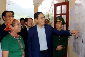 Cử tri 55 khu vực miền núi, biên giới Nghệ An tham gia bầu cử sớm